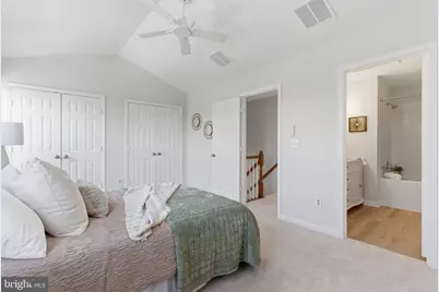 21946 Thompson Square, Sterling, VA 20166 - Photo 18