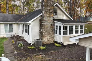 18758 Telegraph Springs Rd, Purcellville, VA 20132 - Photo 2