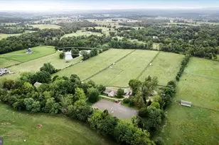 19606 Ridgeside Rd, Bluemont, VA 20135 - Photo 4