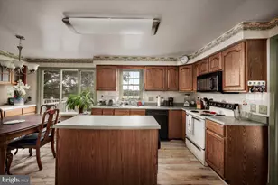 19606 Ridgeside Rd, Bluemont, VA 20135 - Photo 16