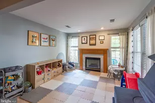 43287 Chokeberry Square, Ashburn, VA 20147 - Photo 34