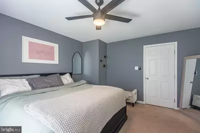 43287 Chokeberry Square, Ashburn, VA 20147 - Photo 16