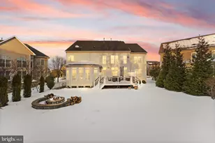 19219 Burnt Bridge Dr, Leesburg, VA 20176 - Photo 4