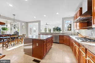 19219 Burnt Bridge Dr, Leesburg, VA 20176 - Photo 28