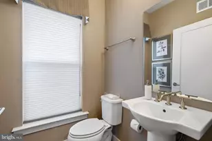 42389 Willow Creek Way, Brambleton, VA 20148 - Photo 28