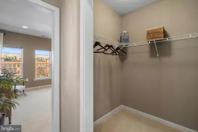 42389 Willow Creek Way, Brambleton, VA 20148 - Photo 34