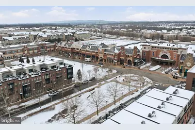 42389 Willow Creek Way, Brambleton, VA 20148 - Photo 4