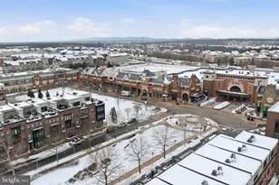 42389 Willow Creek Way, Brambleton, VA 20148 - Photo 4