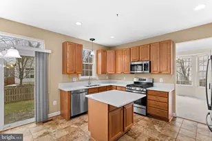 1616 Candlewood Pl NE, Leesburg, VA 20176 - Photo 10