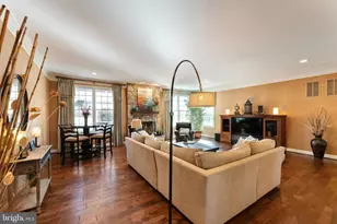 19746 Willowdale Pl, Ashburn, VA 20147 - Photo 18