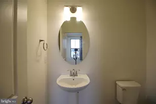 45942 Raven Ter, Sterling, VA 20165 - Photo 8