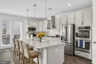 23043 Sullivans Cove Sq, Brambleton, VA 20148 - Photo 26