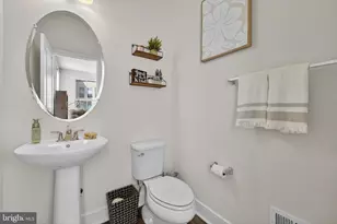 23043 Sullivans Cove Sq, Brambleton, VA 20148 - Photo 38