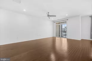 23276 Southdown Manor Terrace, Ashburn, VA 20148 - Photo 12