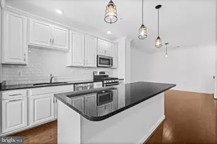 23276 Southdown Manor Terrace, Ashburn, VA 20148 - Photo 4