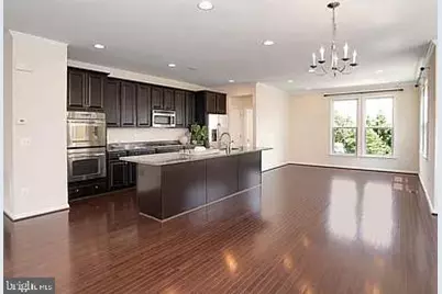 43385 Rickenbacker Square, Ashburn, VA 20147 - Photo 6