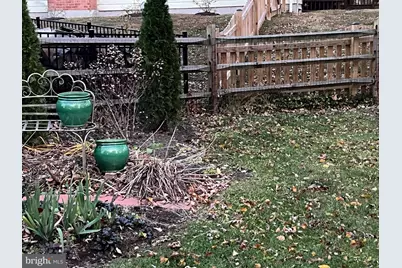 1114 Bradfield Drive SW, Leesburg, VA 20175 - Photo 10