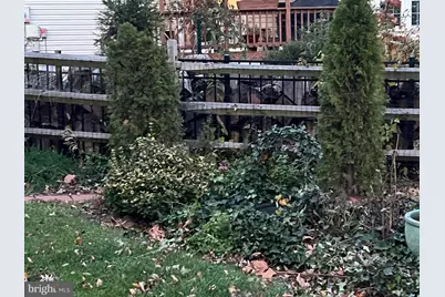 1114 Bradfield Drive SW, Leesburg, VA 20175 - Photo 12