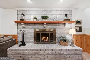 32 Fenton Wood Dr, Sterling, VA 20165 - Photo 18