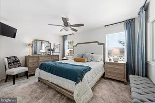 32 Fenton Wood Dr, Sterling, VA 20165 - Photo 12