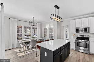 43192 Cardston Pl, Leesburg, VA 20176 - Photo 10