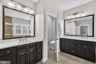 41263 Chatham Green Cir, Aldie, VA 20105 - Photo 38