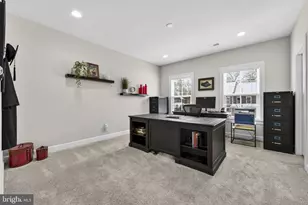 41263 Chatham Green Cir, Aldie, VA 20105 - Photo 46