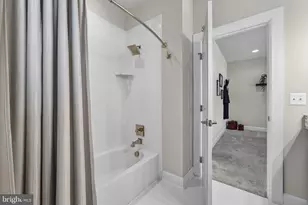 41263 Chatham Green Cir, Aldie, VA 20105 - Photo 48