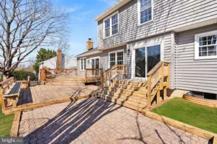 105 Country Rd, Potomac Falls, VA 20165 - Photo 36