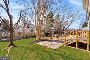 105 Country Rd, Potomac Falls, VA 20165 - Photo 34