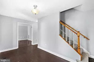 105 Country Rd, Potomac Falls, VA 20165 - Photo 4