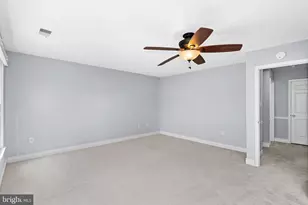 105 Country Rd, Potomac Falls, VA 20165 - Photo 22