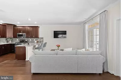 23305 Milltown Knoll Square #113, Ashburn, VA 20148 - Photo 4