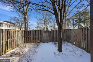 300 E Furman Dr, Sterling, VA 20164 - Photo 20