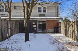 300 E Furman Dr, Sterling, VA 20164 - Photo 22