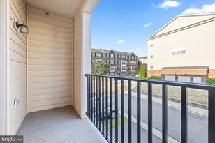 22717 Settlers Trail Terrace E, Brambleton, VA 20148 - Photo 10