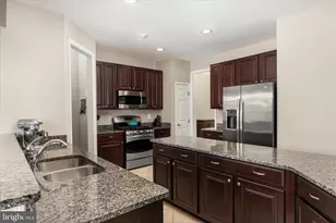 41591 Bostonian Pl, Aldie, VA 20105 - Photo 8