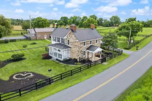 20596 Airmont Rd, Bluemont, VA 20135 - Photo 2