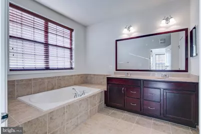 23502 Belvoir Woods Terrace, Ashburn, VA 20148 - Photo 16