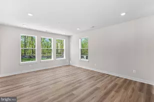 45163 Drowes Ter, Sterling, VA 20166 - Photo 4