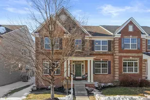 25243 Barley Grass Square, Aldie, VA 20105 - Photo 2