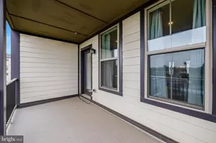 20941 Bluebird Sq, Sterling, VA 20165 - Photo 6