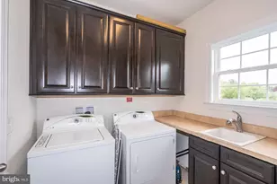 15117 Grace Pl, Waterford, VA 20197 - Photo 18