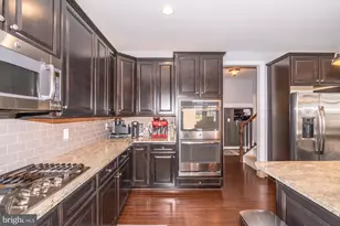 15117 Grace Pl, Waterford, VA 20197 - Photo 12