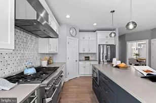 44020 Riverpoint Dr, Leesburg, VA 20176 - Photo 30