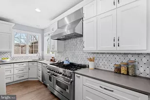 44020 Riverpoint Dr, Leesburg, VA 20176 - Photo 32