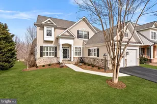 44020 Riverpoint Dr, Leesburg, VA 20176 - Photo 2