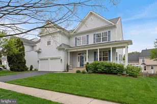 105 Bugle Ct NE, Leesburg, VA 20176 - Photo 2