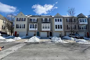 23092 Fontwell Square, Sterling, VA 20166 - Photo 2