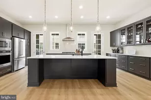 43416 Grandmoore St, Ashburn, VA 20148 - Photo 2